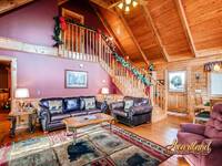 Two Bedroom Pet Friendly Cabin in Pigeon Forge - decorated for Christmas